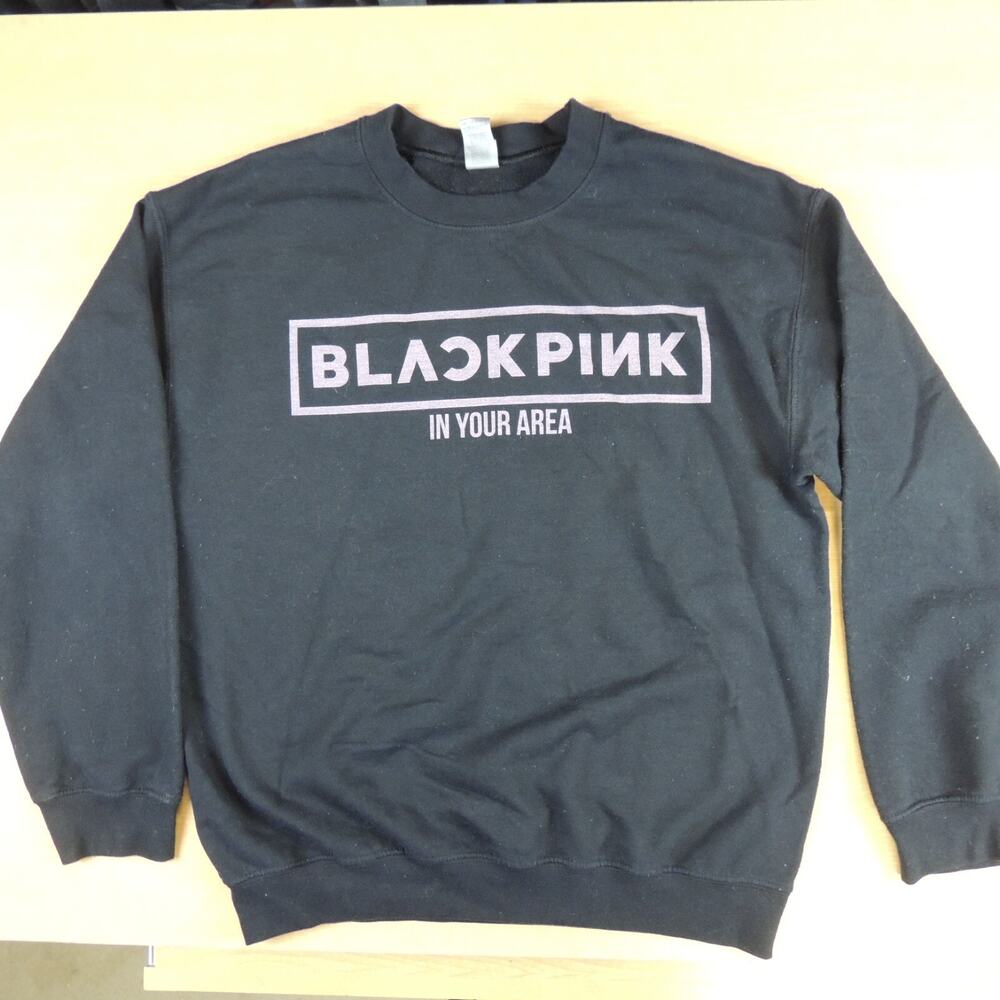 GILDAN size Medium Black pink Crewneck Cotton Blend Sweater Sweatshirt